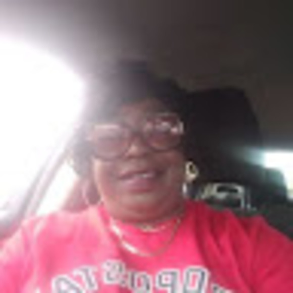 Meet your Posher, Debra - Picture 1 of 1